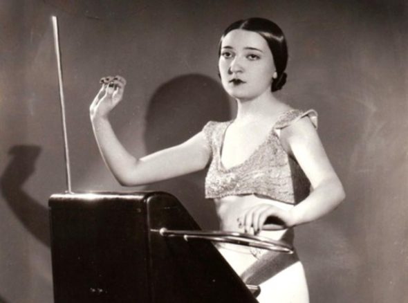 Bob Moog Interview with Clara Rockmore